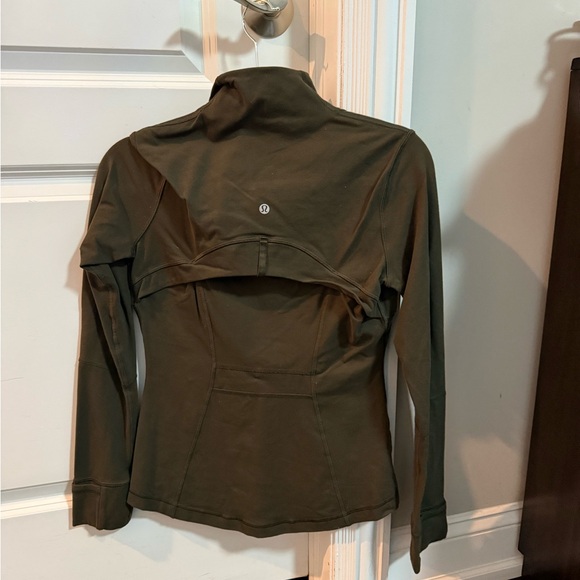 Define jacket - Picture 2 of 2